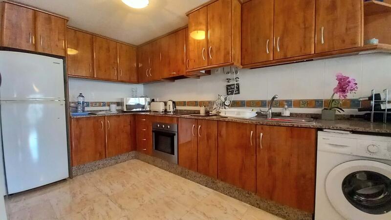 4 Cuarto Adosado en venta