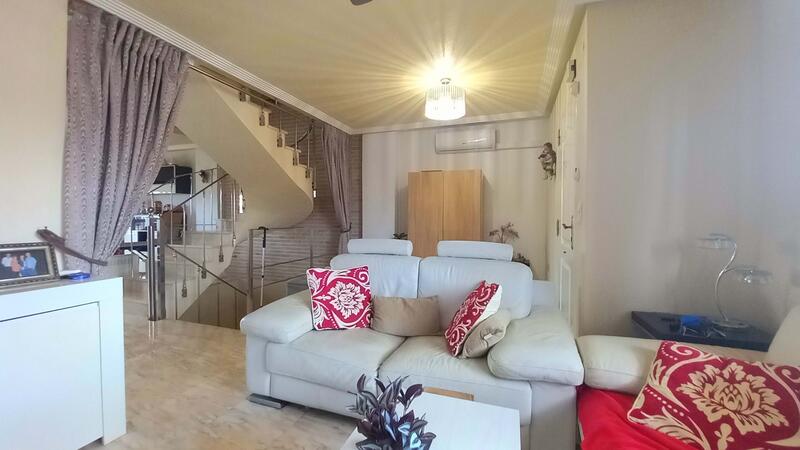 4 Cuarto Adosado en venta