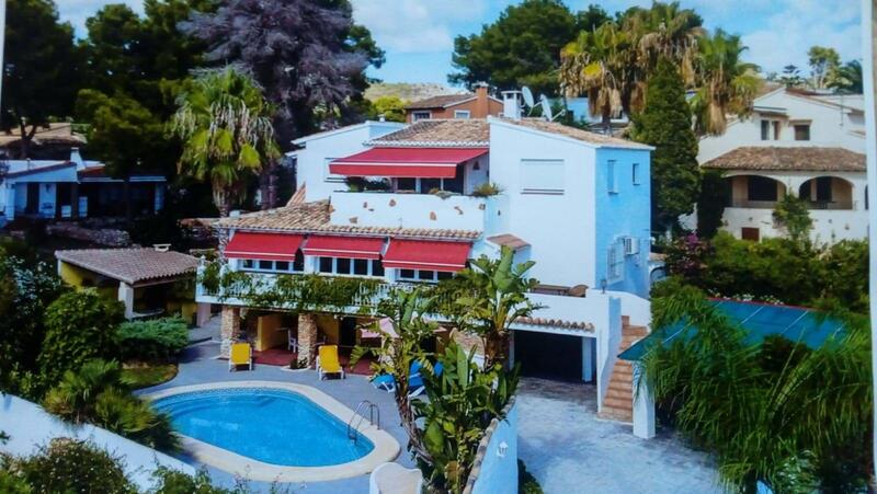 Villa til salg i Moraira, Alicante