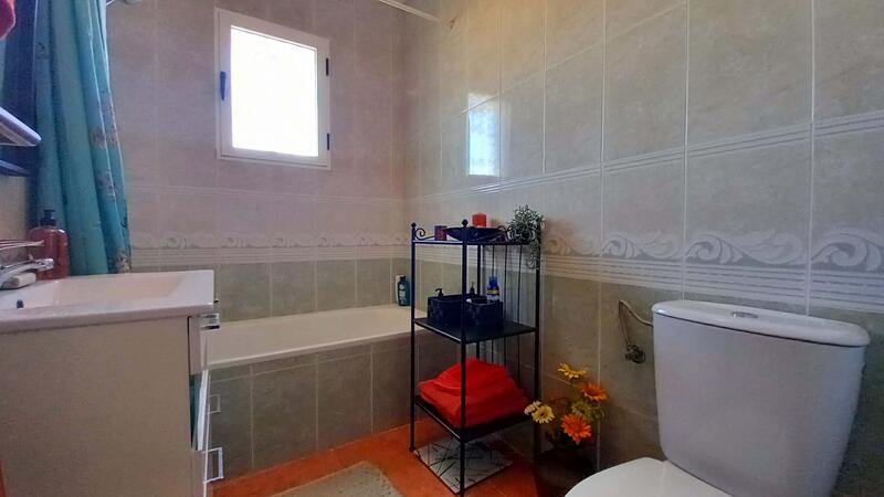 3 Schlafzimmer Stadthaus zu verkaufen
