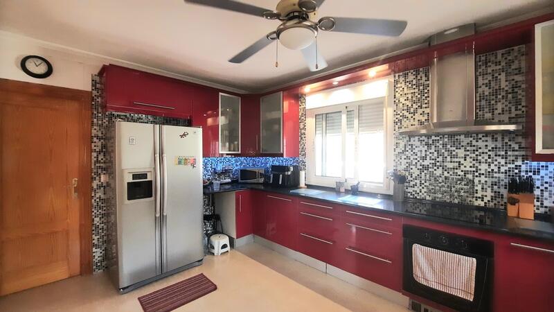 3 bedroom Country House for sale