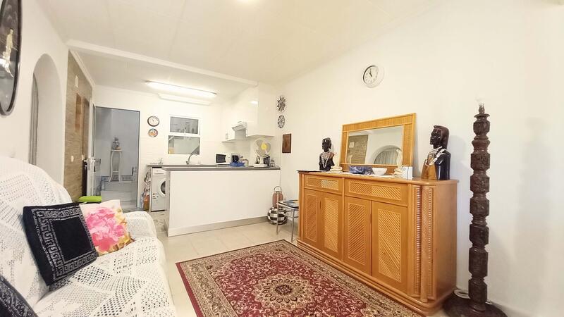 4 slaapkamer Gezinswoning Te koop