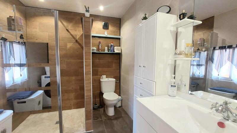 4 slaapkamer Tweezijdig Te koop