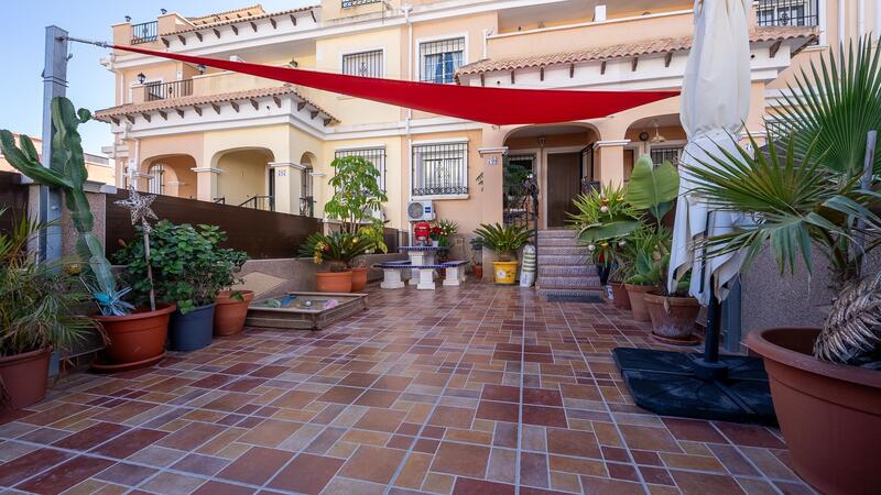 Byhus til salg i Orihuela, Alicante