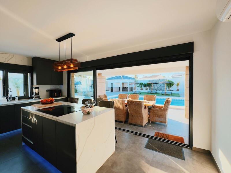 5 Cuarto Casa de Campo en venta