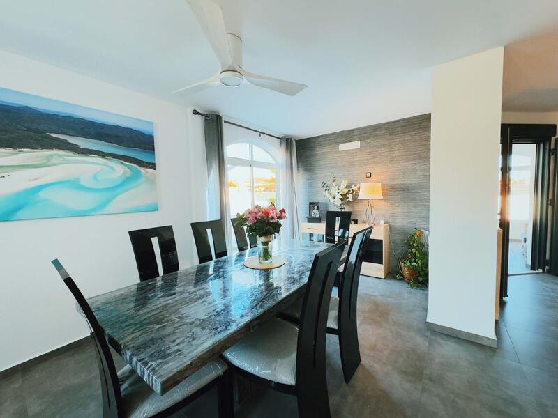 5 Cuarto Casa de Campo en venta
