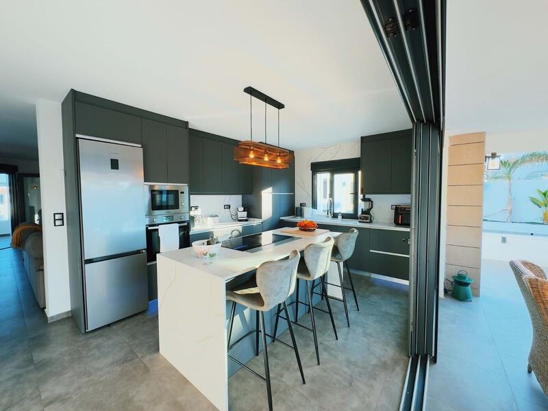 5 Cuarto Casa de Campo en venta