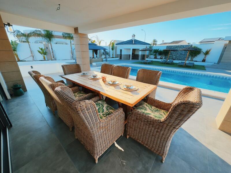 5 Cuarto Casa de Campo en venta