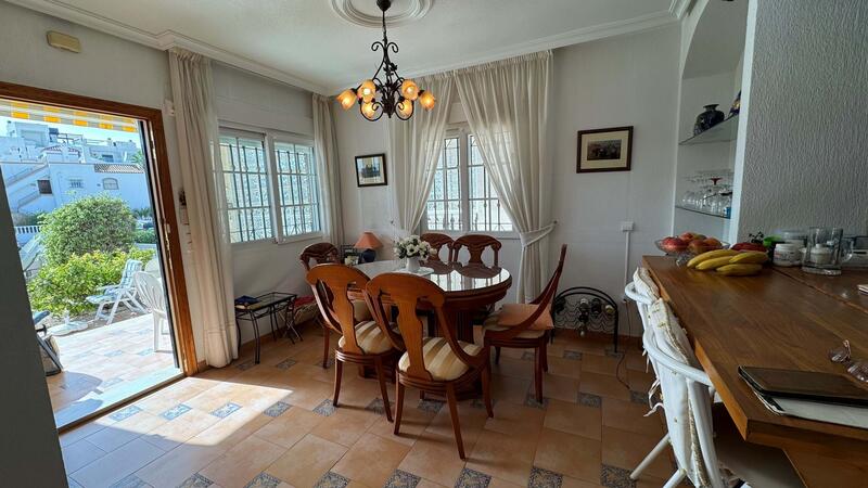 3 bedroom Villa for sale