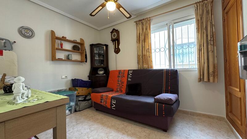 3 bedroom Townhouse for sale