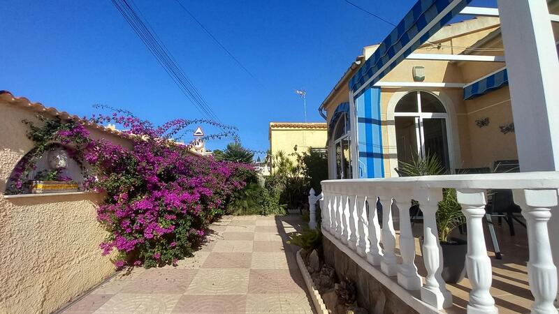 3 bedroom Villa for sale