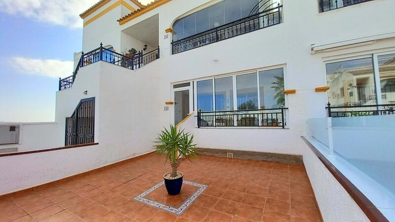 2 bedroom Apartment for sale