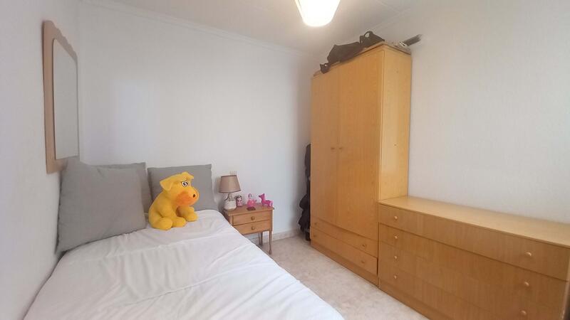 4 slaapkamer Gezinswoning Te koop