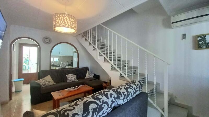 4 slaapkamer Gezinswoning Te koop