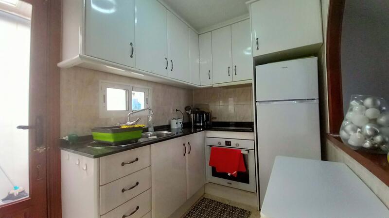 4 slaapkamer Gezinswoning Te koop