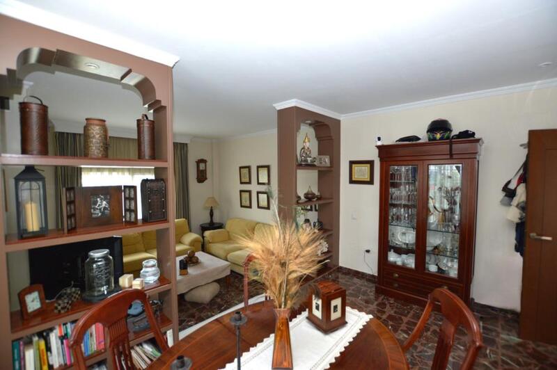 4 Cuarto Villa en venta