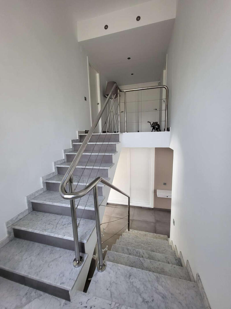 6 Cuarto Villa en venta