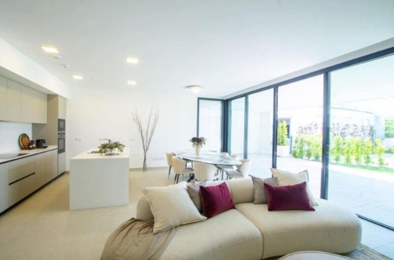 3 bedroom Apartment for sale