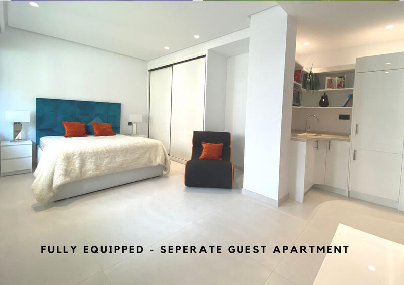 6 Cuarto Villa en venta