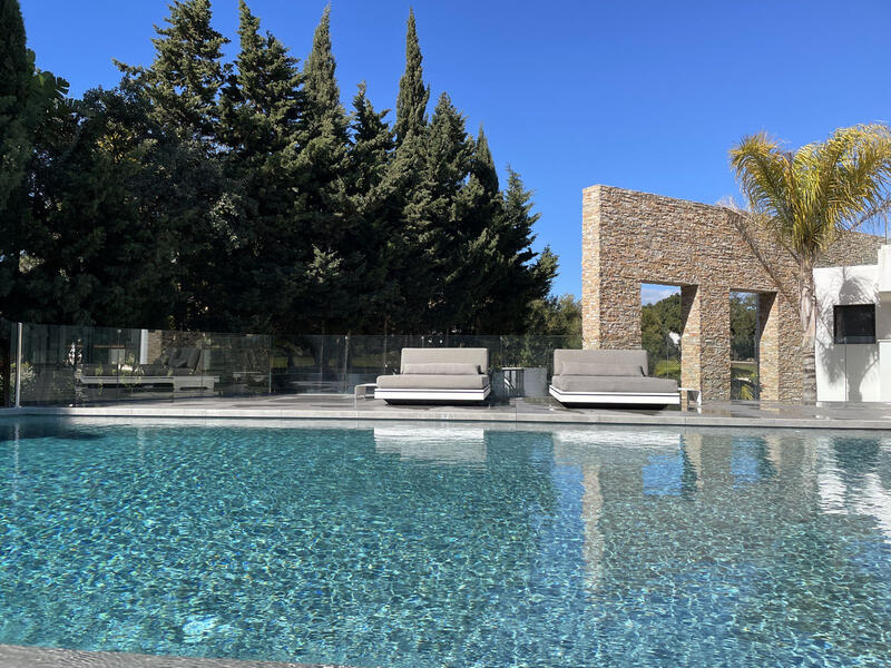 6 Cuarto Villa en venta