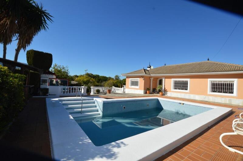 Villa til langtidsleje i Alhaurin de la Torre, Málaga