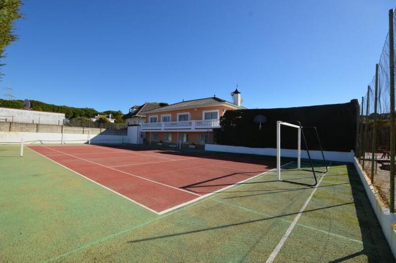 6 soveværelse Villa til langtidsleje