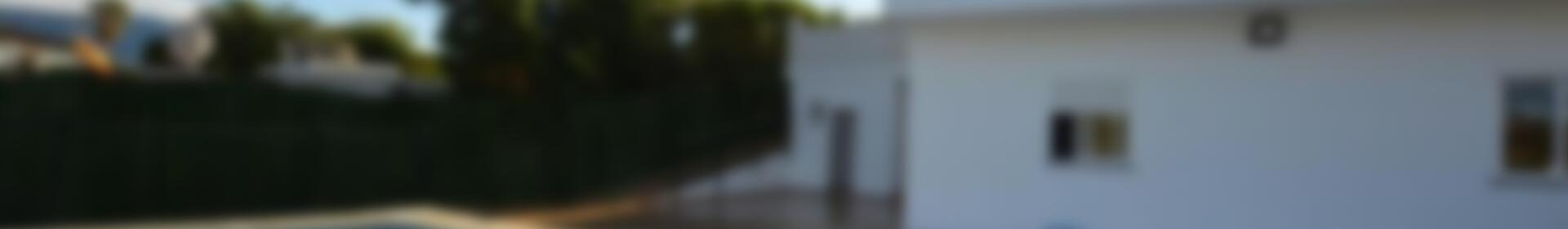 4 bedroom Country House for Long Term Rent