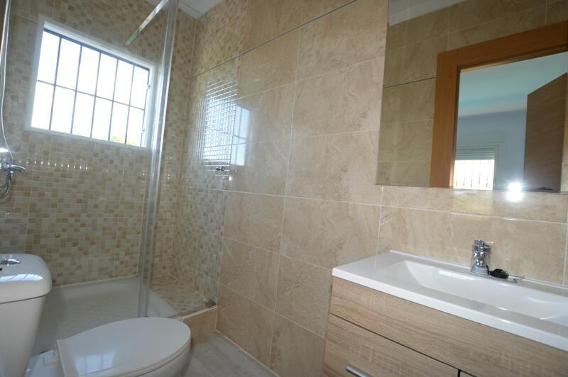 4 bedroom Country House for Long Term Rent 4 bedroom Country House for Long Term Rent