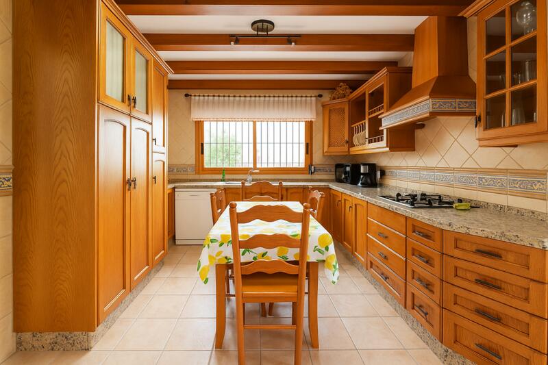 3 soveværelse Villa til langtidsleje