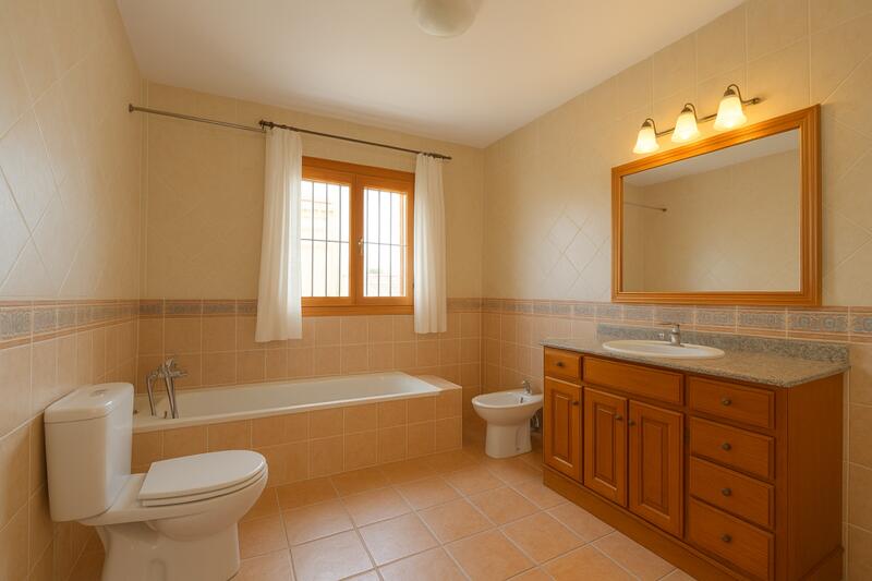 3 soveværelse Villa til langtidsleje