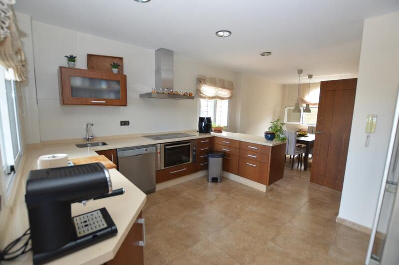 4 soveværelse Villa til salg