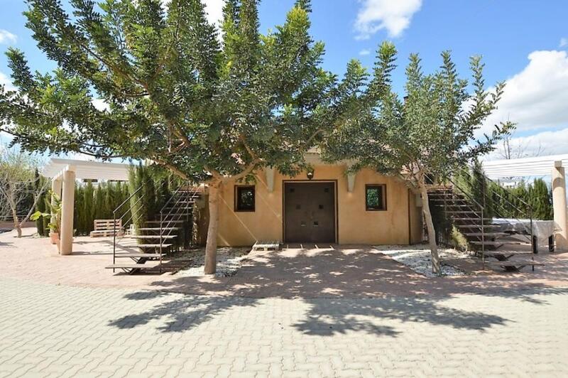 5 soveværelse Landsted til langtidsleje