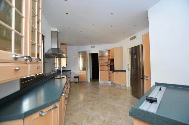 5 soveværelse Landsted til langtidsleje