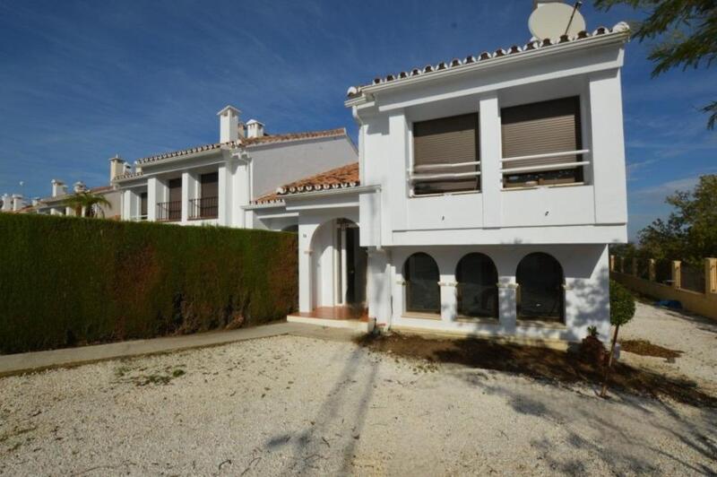 3 soveværelse Byhus til langtidsleje