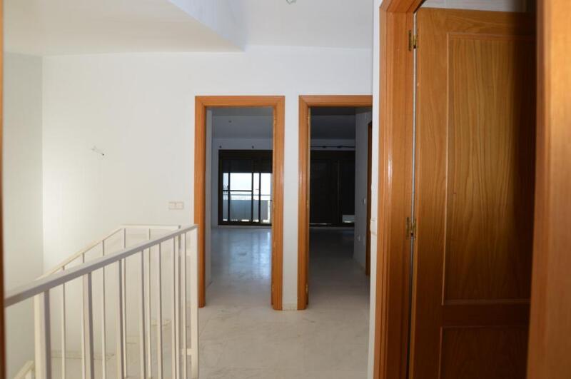 3 soveværelse Byhus til langtidsleje