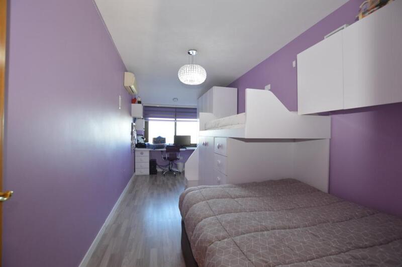 3 soveværelse Byhus til langtidsleje