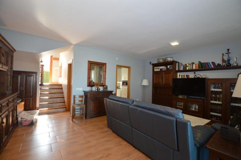 3 soveværelse Byhus til langtidsleje