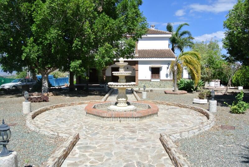 Деревенский Дом в долгосрочную аренду в Alhaurin el Grande, Málaga