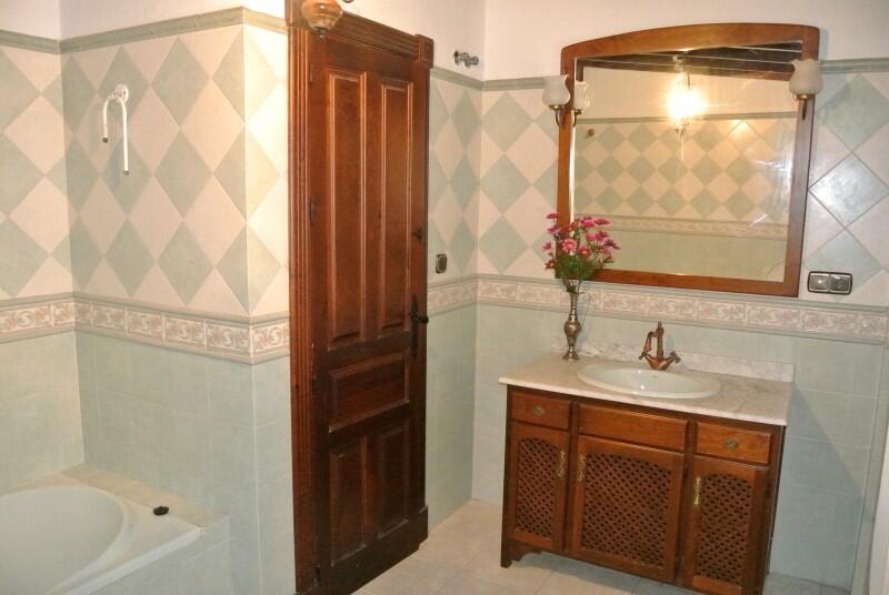 5 soveværelse Landsted til langtidsleje