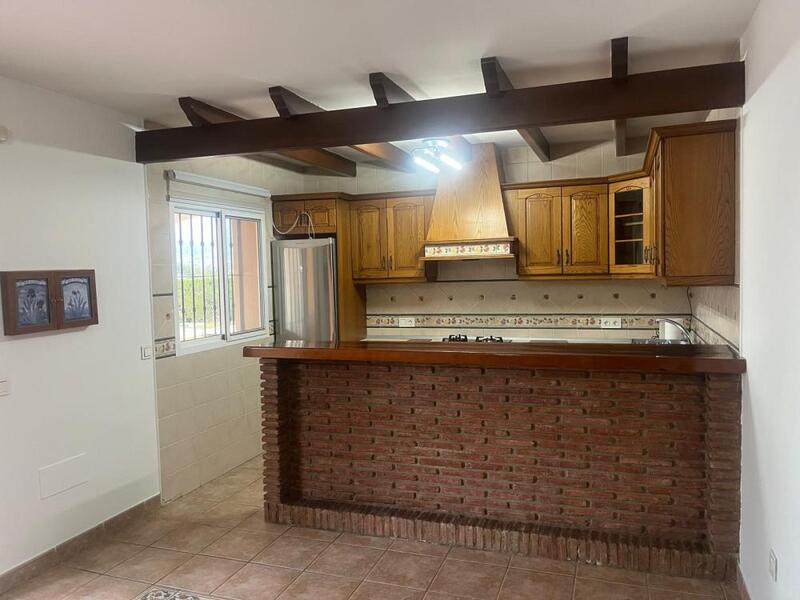 3 bedroom Country House for Long Term Rent