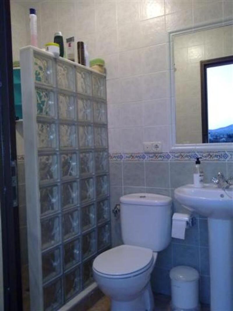 3 bedroom Country House for Long Term Rent