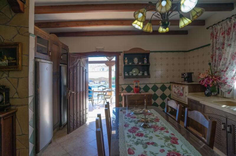 5 bedroom Villa for Long Term Rent 5 bedroom Villa for Long Term Rent