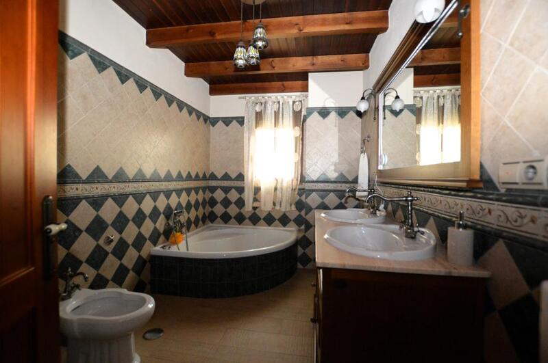 5 bedroom Villa for Long Term Rent 5 bedroom Villa for Long Term Rent