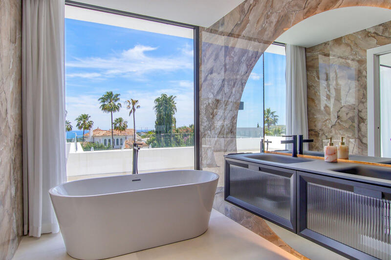 4 slaapkamer Villa Te koop 4 slaapkamer Villa Te koop