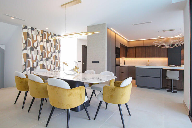 4 slaapkamer Villa Te koop 4 slaapkamer Villa Te koop