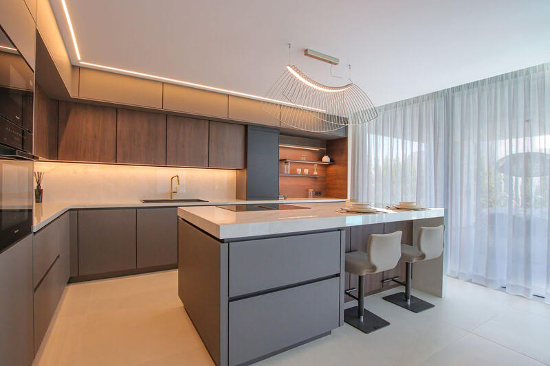 4 slaapkamer Villa Te koop 4 slaapkamer Villa Te koop