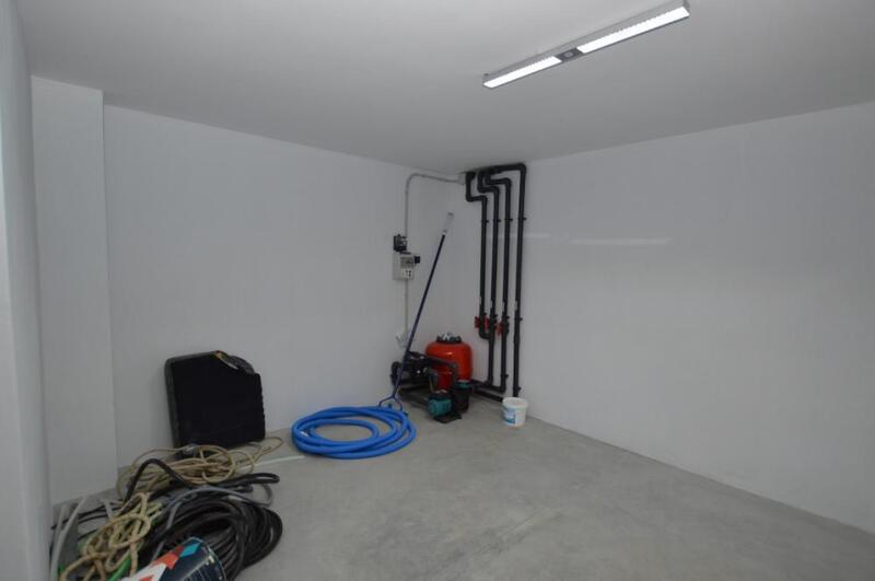 3 slaapkamer Gezinswoning voor lange termijn huur