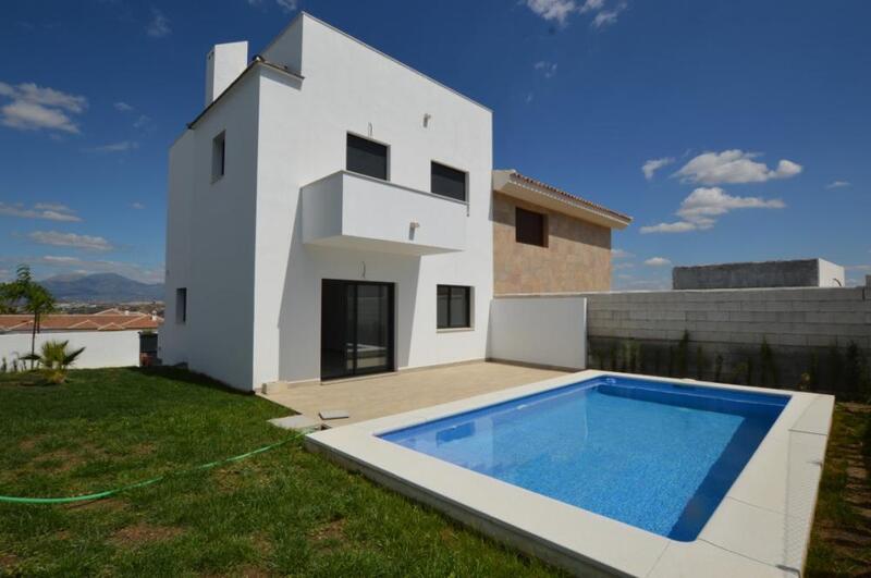 3 slaapkamer Gezinswoning voor lange termijn huur