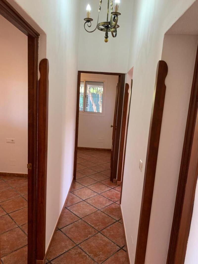 3 bedroom Villa for Long Term Rent