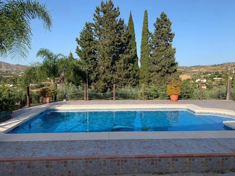 3 bedroom Villa for Long Term Rent